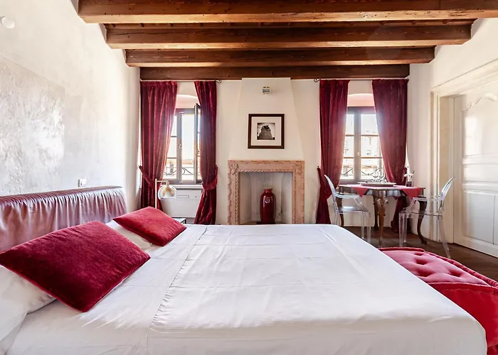 Truly Verona - Delle Erbe Suites
