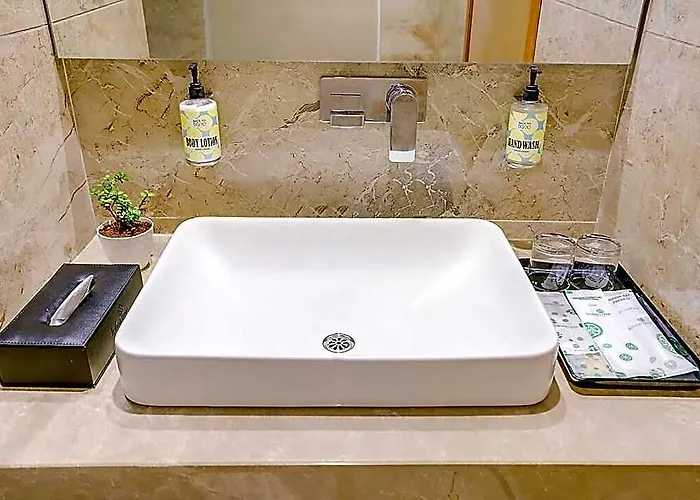Lemon Tree Hotel Agra