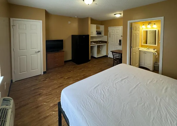 Suburban Studios Near University Of North Carolina-Charlotte
