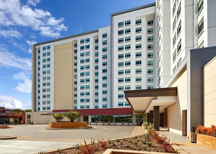 Anaheim Resort Suites