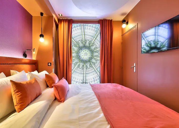 Hotel 33 Marbeuf Paris