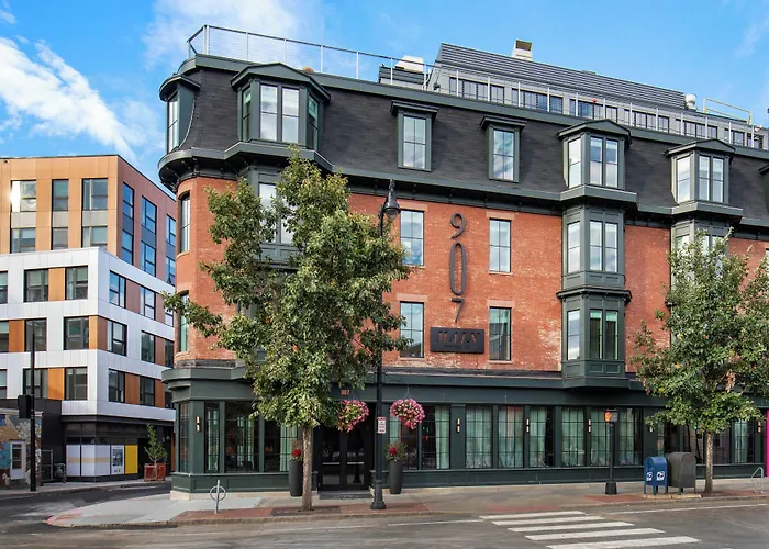 Lark Hotels 907 Main Cambridge