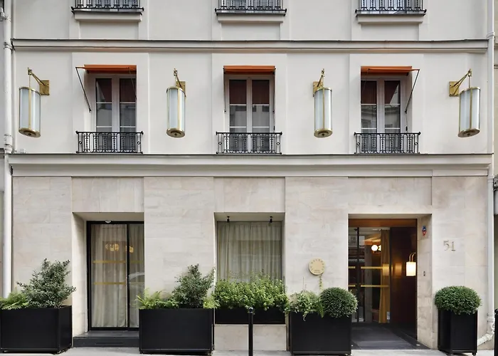 Le Belgrand Hotel Paris Champs Elysees, Tapestry By Hilton