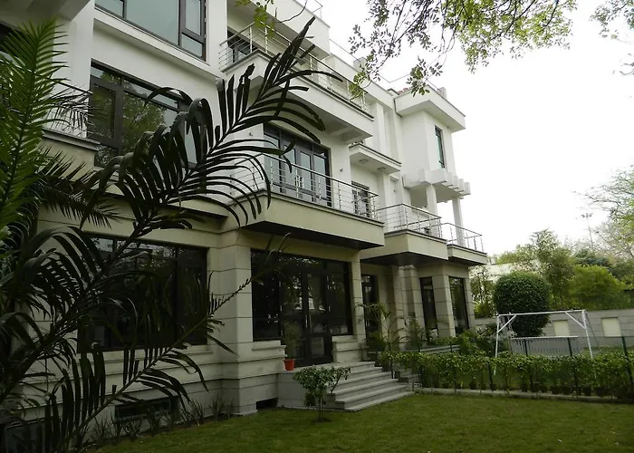 76 Friends Colony Bed & Breakfast New Delhi