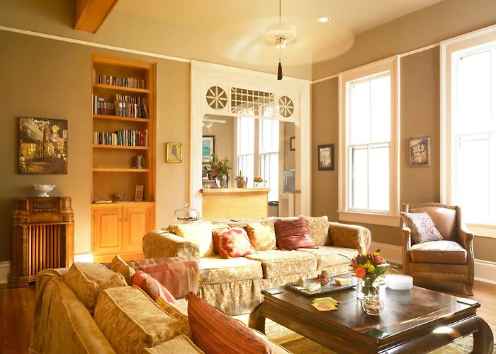 Maison Perrier Bed & Breakfast New Orleans