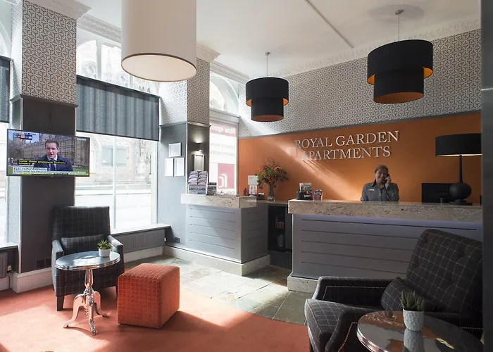 Fountain Court Apartments - Royal Garden Edinburgh