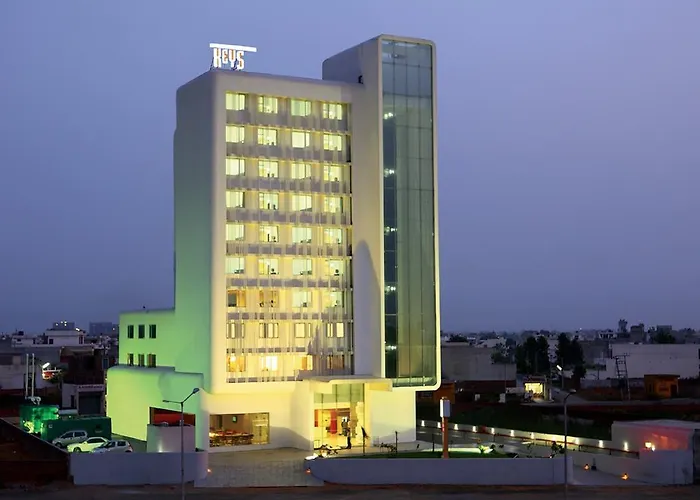 Keys Select By Lemon Tree Hotels, Ludhiana