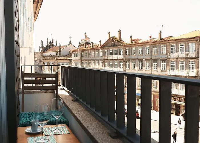 Carlos Alberto Balcony Apt Porto