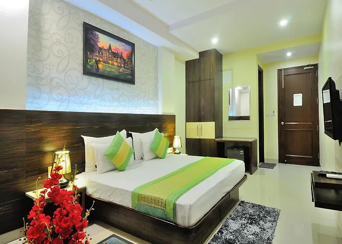 Hotel Sky Rich International -Near To Famous Karol Bagh Market & Metro Station Delhi 