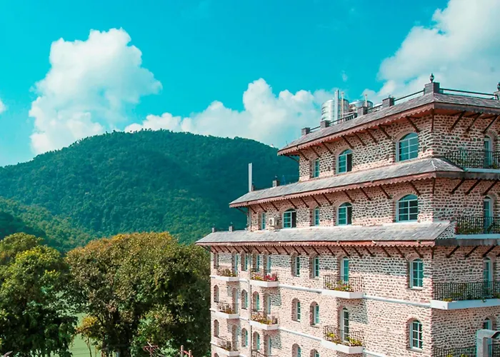Glacier Hotel & Spa Pokhara