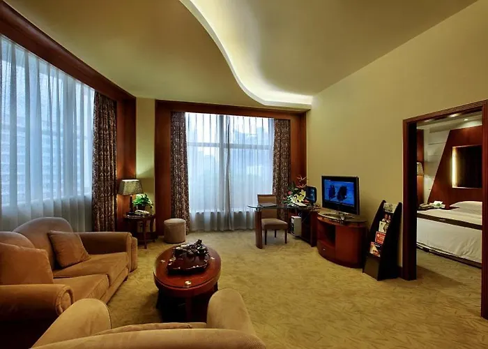 Shenzhen Luohu Hongfeng Hotel