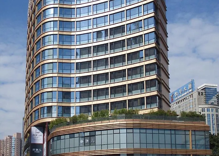 Southern-Club Station 1 Hotel-Free Canton Fair Shuttle Bus
