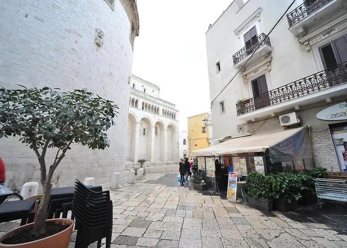 Nicole House Bed & Breakfast Bari