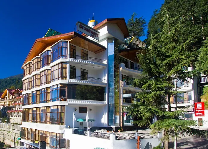 Hotel Broadways Inn Manali 