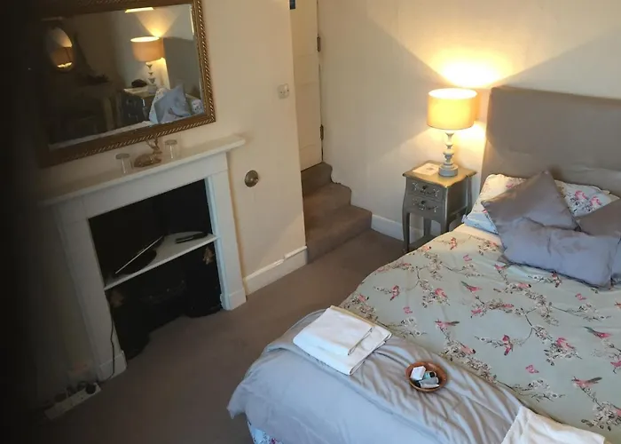 Holly Lodge York