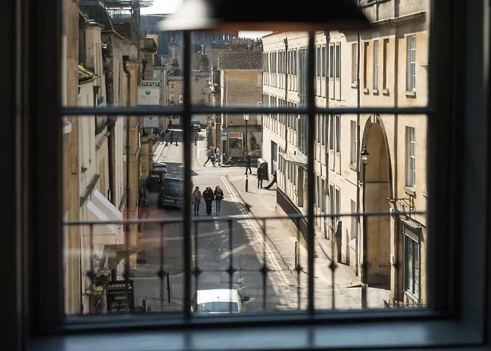 Hiding Space - Trim Street Apartments Bath