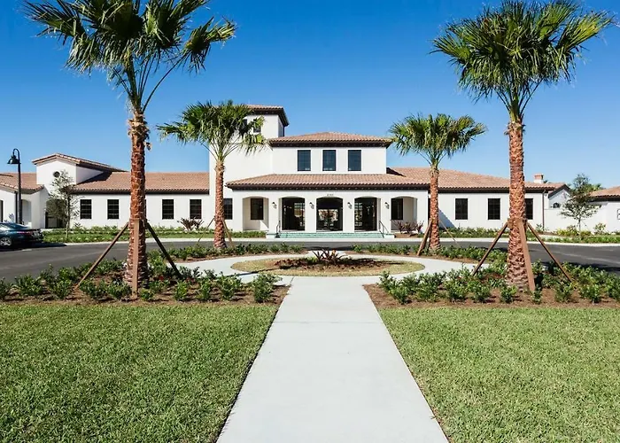 Windsor At Westside 8 Bedrooms Villa With Pool/Game Room /Lake View And Steps To Clubhouse- 2133Mt Kissimmee