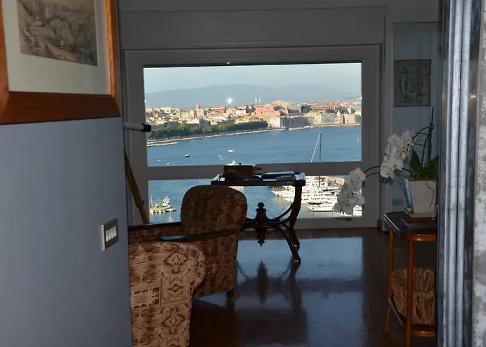 Suite 52 Naples