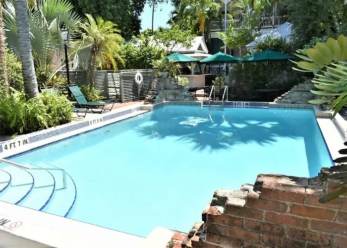 Simonton Court Historic Inn & Cottages Key West