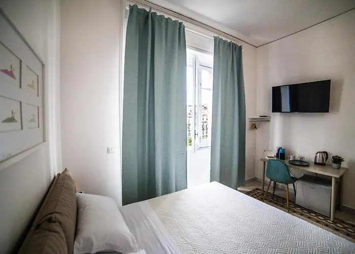 Il Miracolo Di San Gennaro Hotel Naples