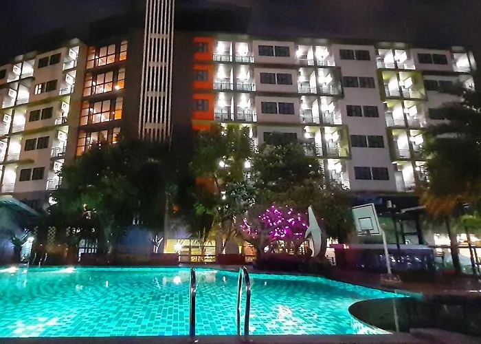 Lakkhana Poolside Resort Pattaya