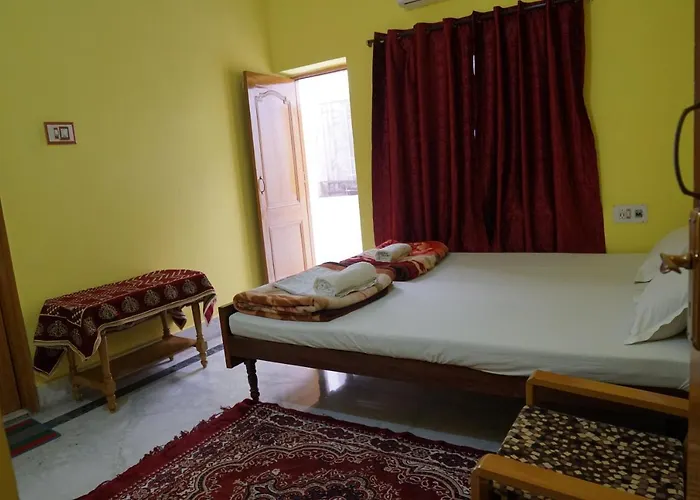 Rahul Guest House Bodh Gaya