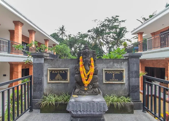 Ratna Guest House Ubud 